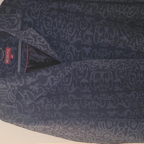 Coat - Picture 3 of 4